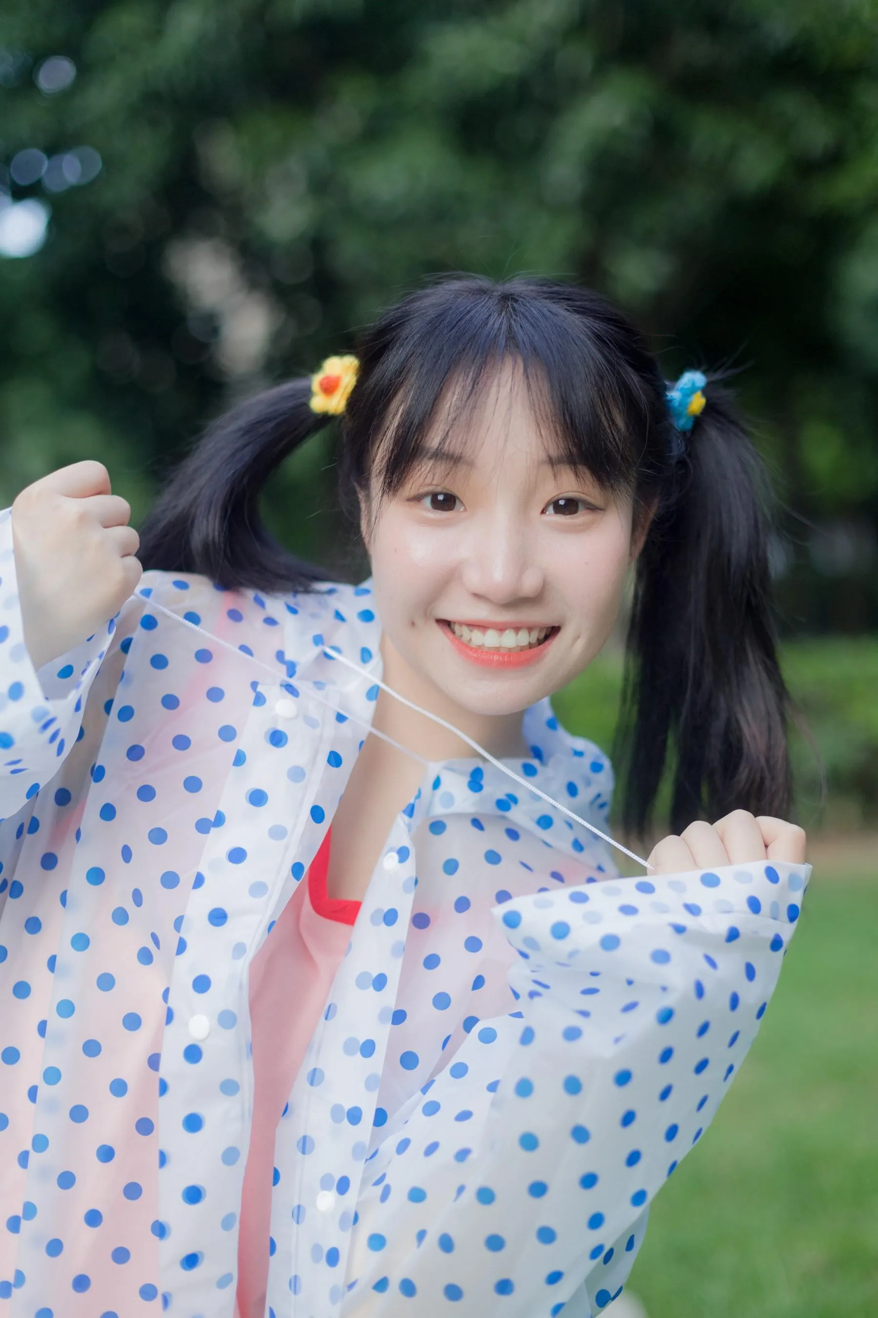 [YITUYU艺图语]2022.07.15 开心的阴天的魔法药水 欧包包包 [35P]插图7